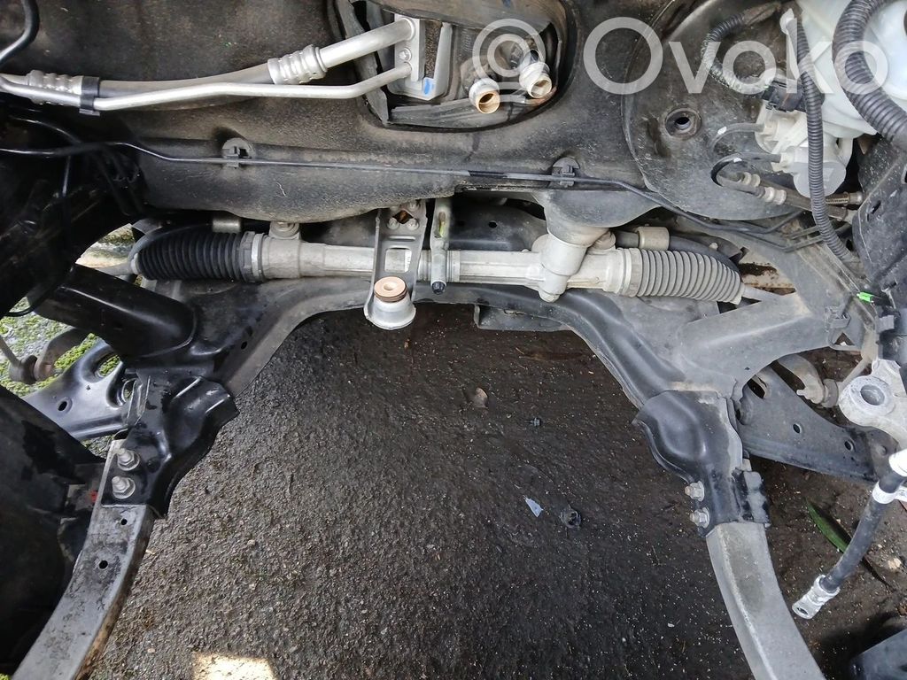 Opel Corsa E Priekinis traversas 