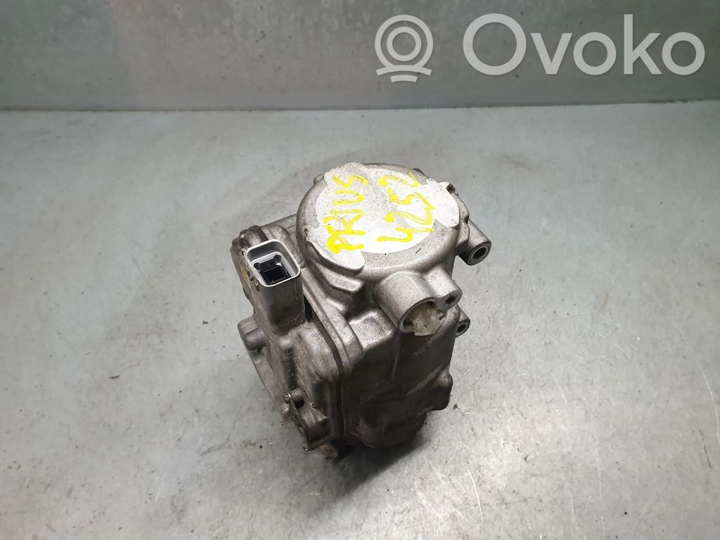 Toyota Prius (XW30) Kompresor / Sprężarka klimatyzacji A/C 
