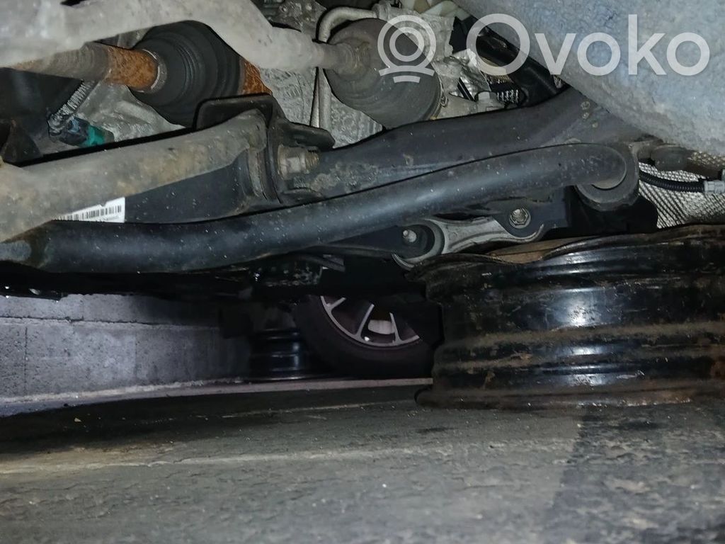Dacia Sandero Rama pomocnicza przednia 