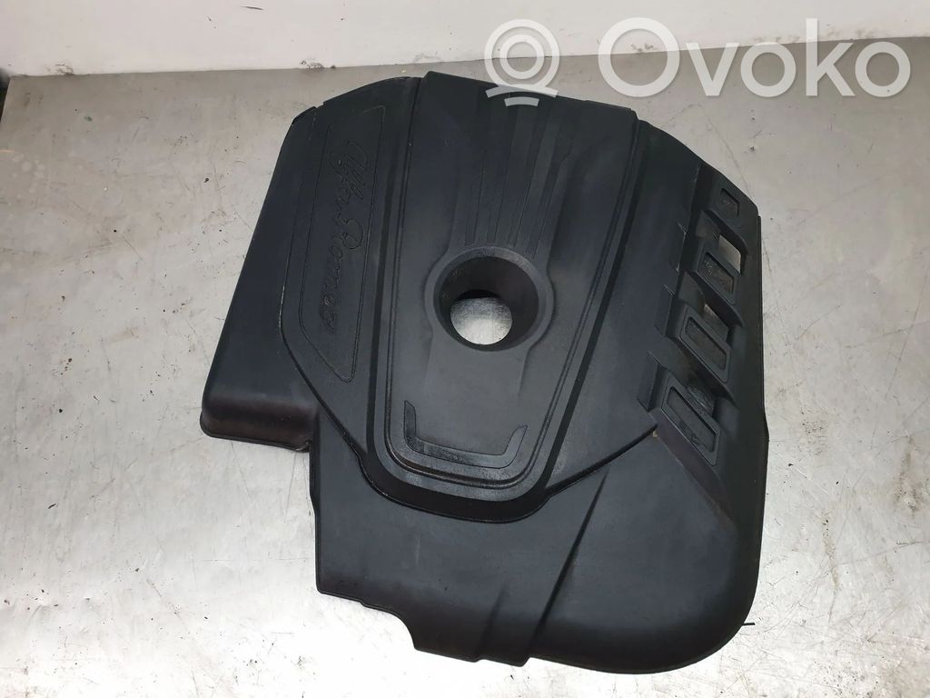 Cubierta del motor (embellecedor)