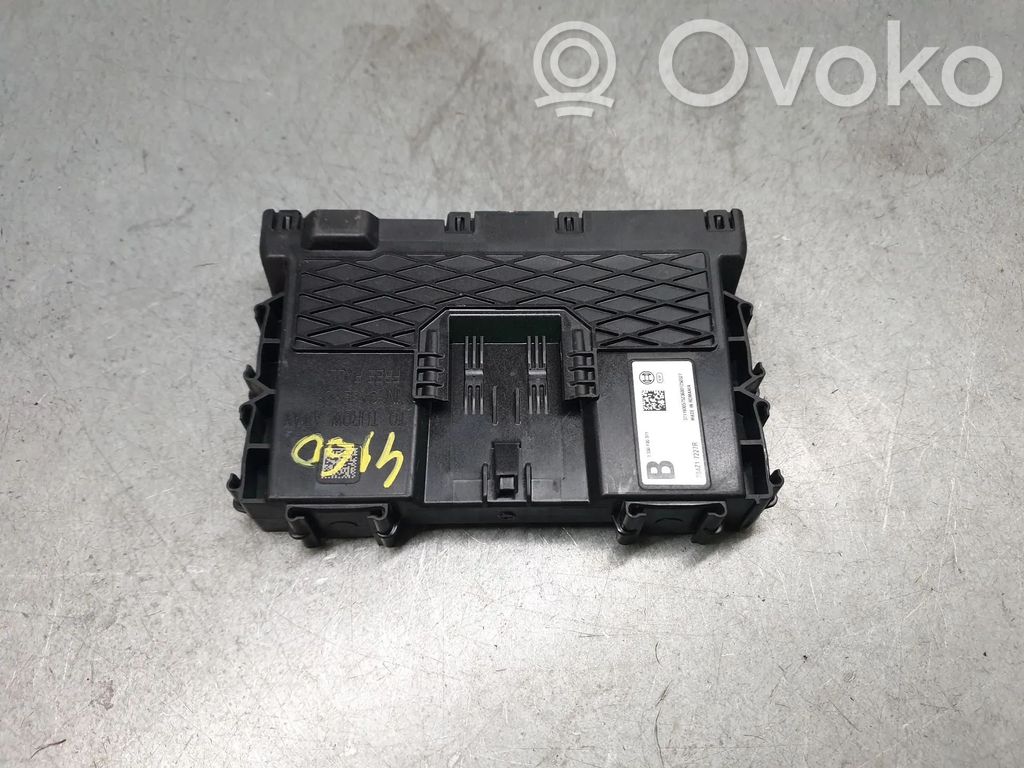 Renault Captur II Módulo de confort/conveniencia 