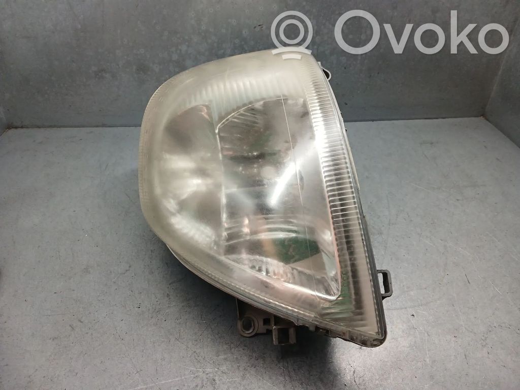 Renault Master II Lampa przednia 