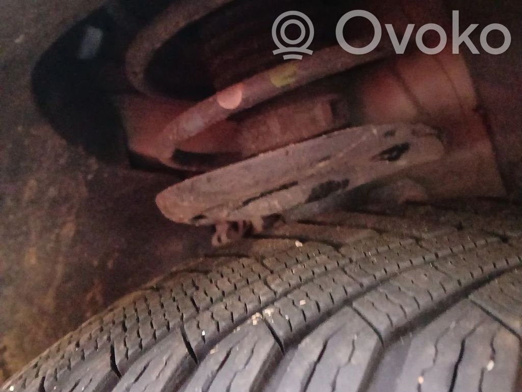 Front shock absorber/damper
