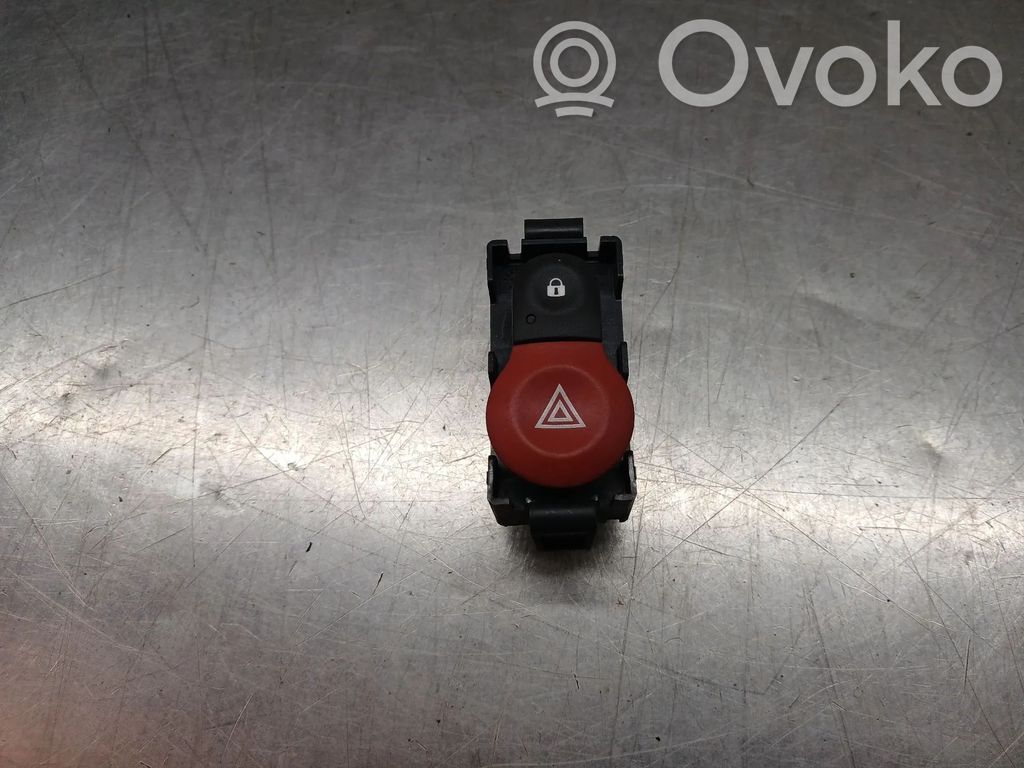 Smart ForTwo III C453 Hazard light switch 