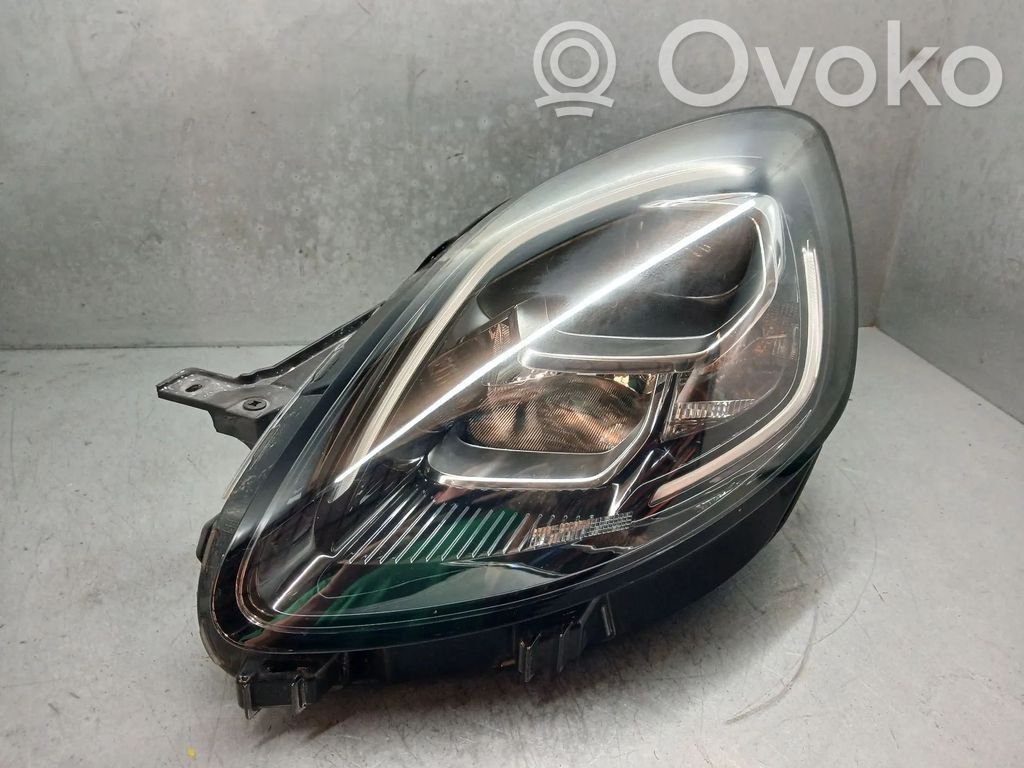 Ford Puma Headlight/headlamp 