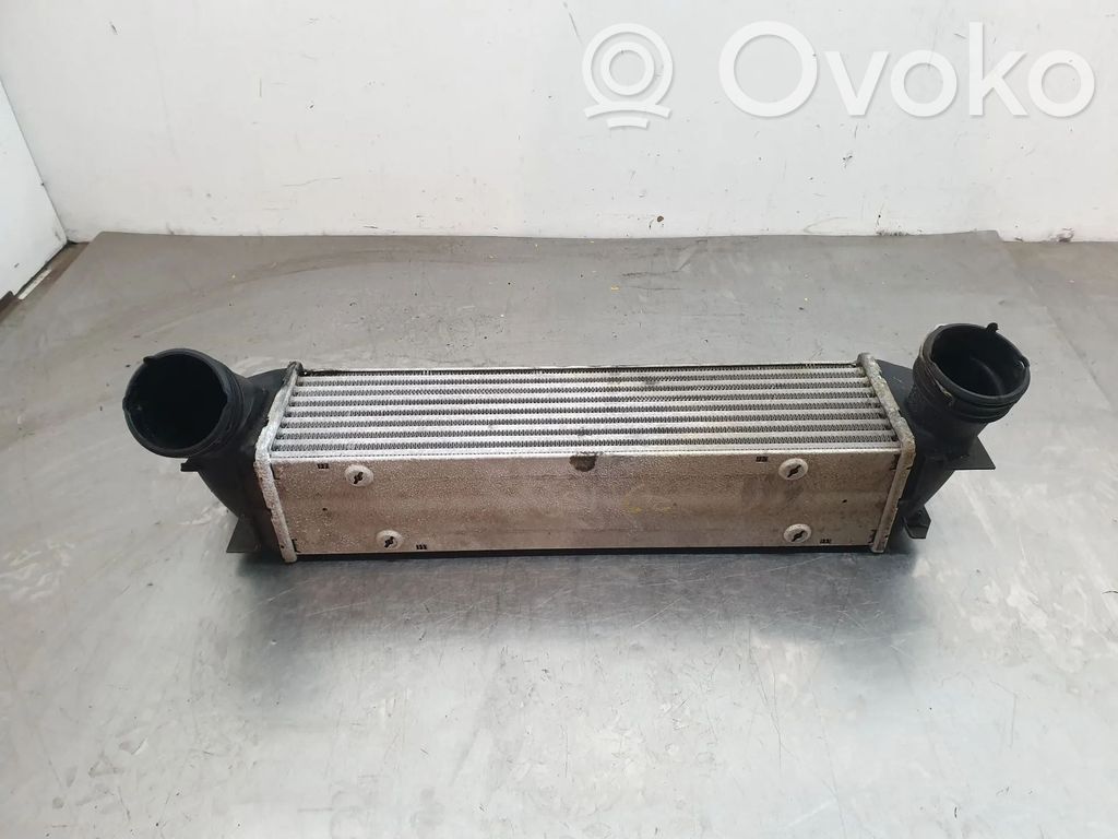 BMW 3 E90 E91 Chłodnica powietrza doładowującego / Intercooler 