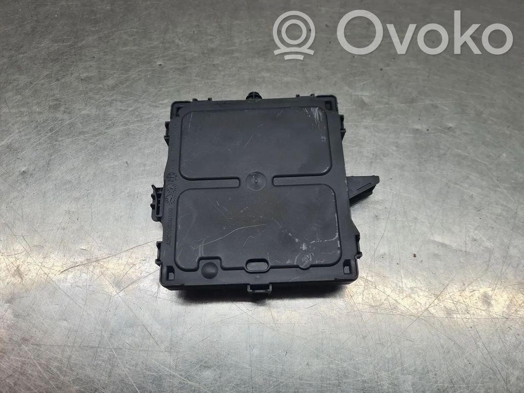Comfort/convenience module   284B27794R,A3C05764116