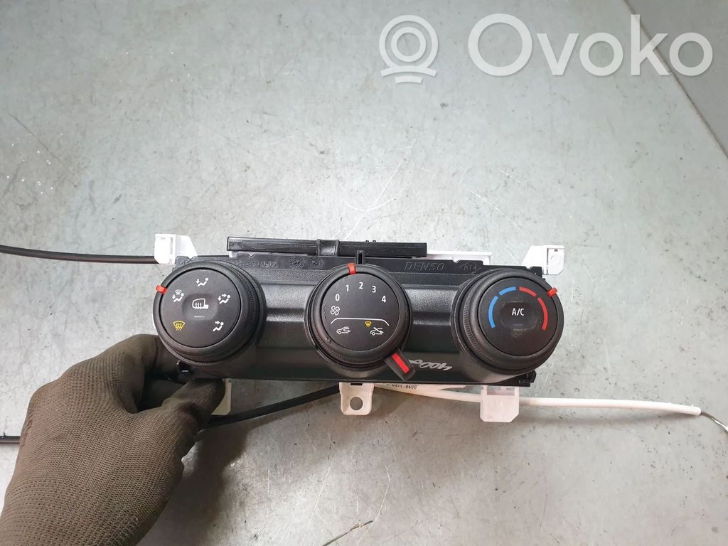 Renault Express Climate control unit 
