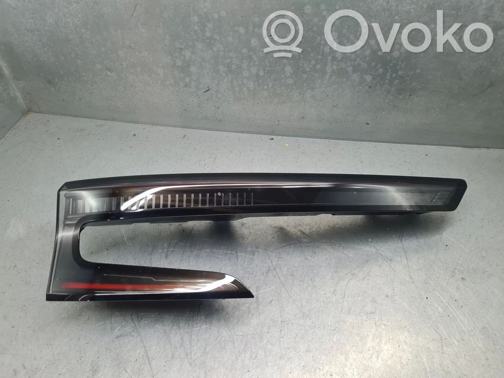 Renault Austral Lampy tylnej klapy bagażnika 