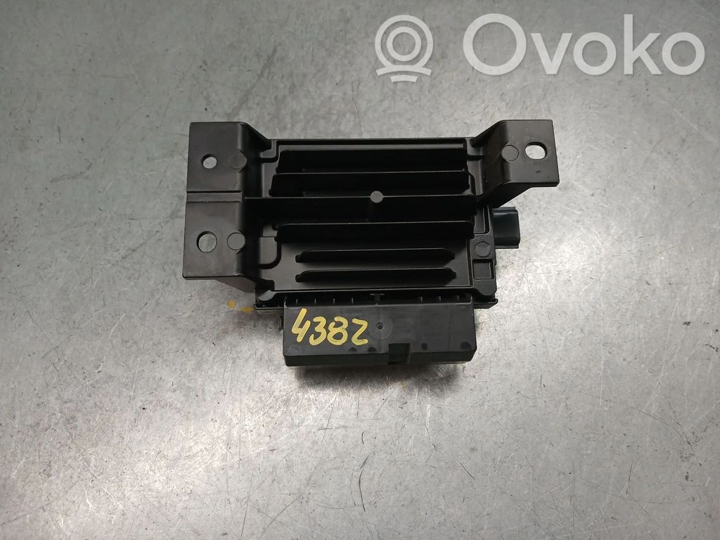 Renault Captur II Module de contrôle de batterie 