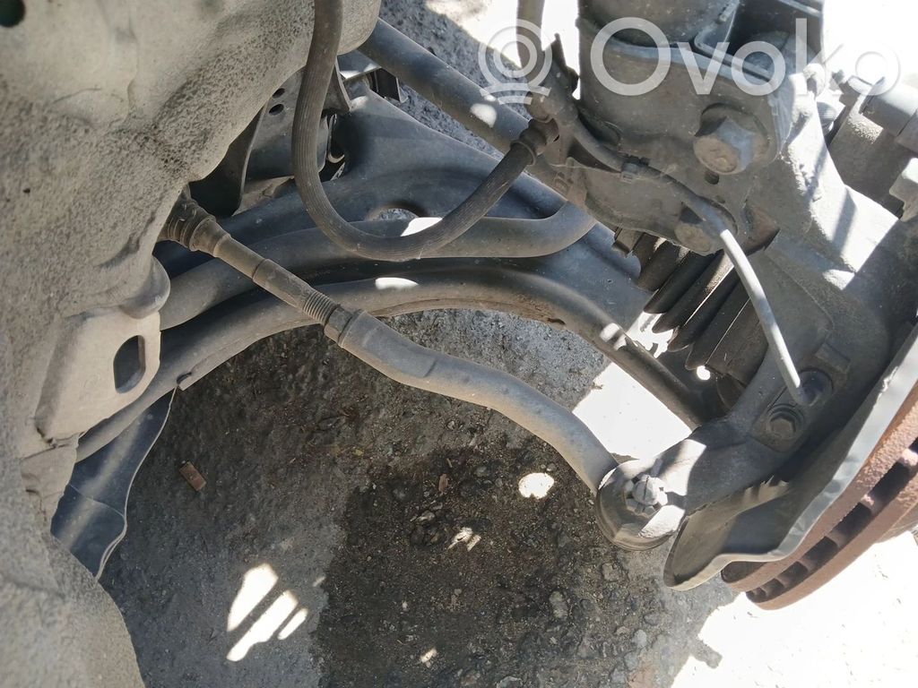 Toyota Yaris Querlenker vorne 