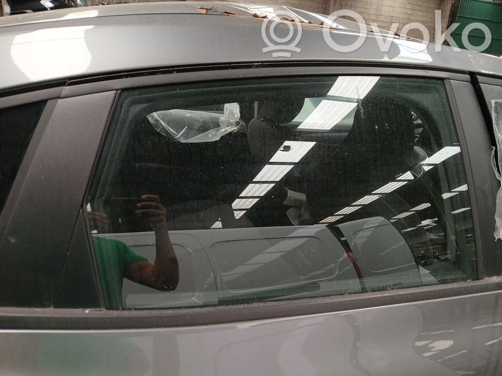 Fenster Scheibe Tür hinten
