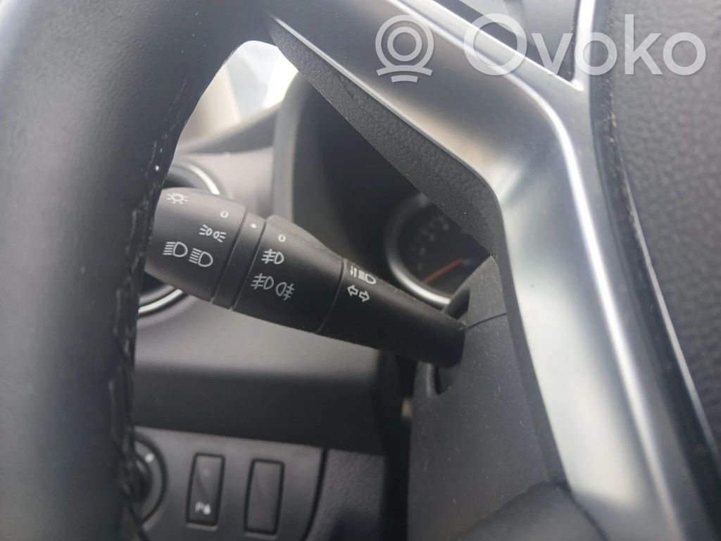 Dacia Sandero II Bloc semnalizator și ștergător parbriz 
