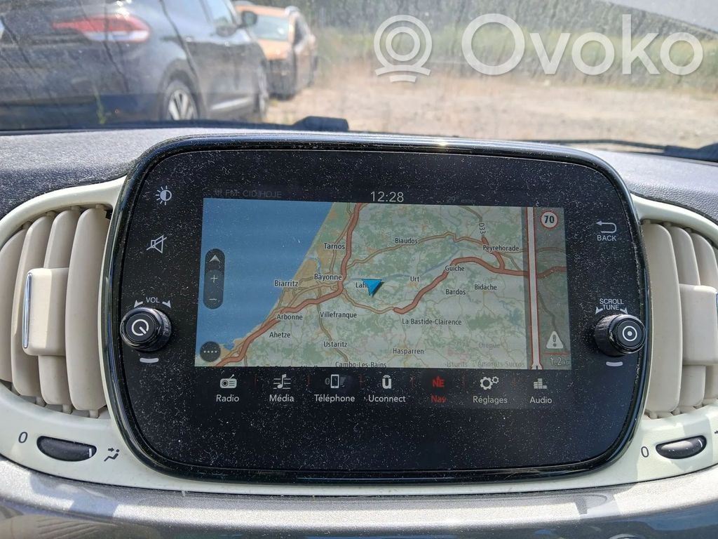 Fiat 500 Radio / CD-Player / DVD-Player / Navigation 