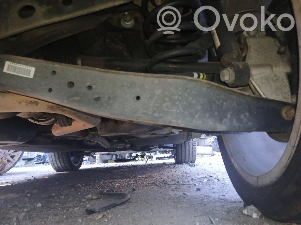 Audi Q3 8U Wahacz tylny 