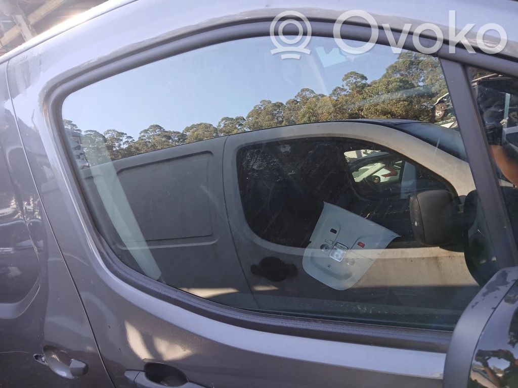 Toyota ProAce City Szyba drzwi przednich 