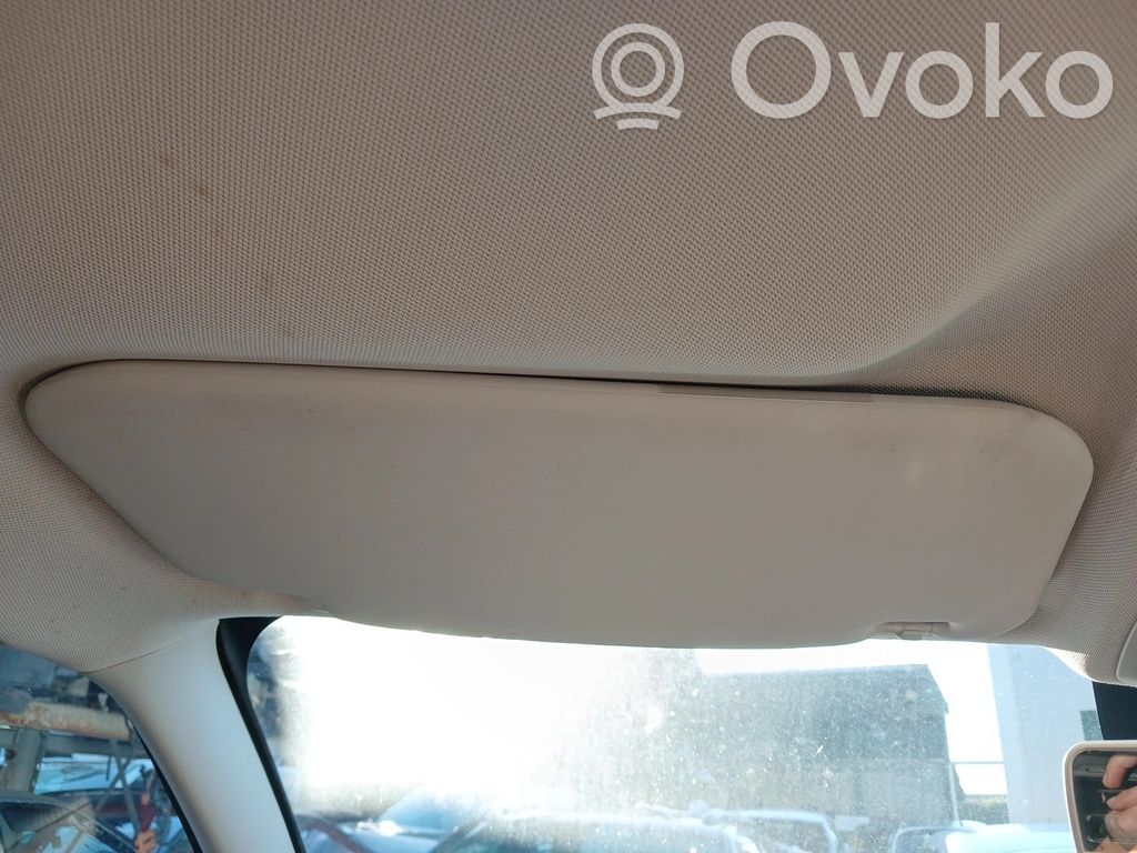 Fiat 500L Häikäisysuoja 