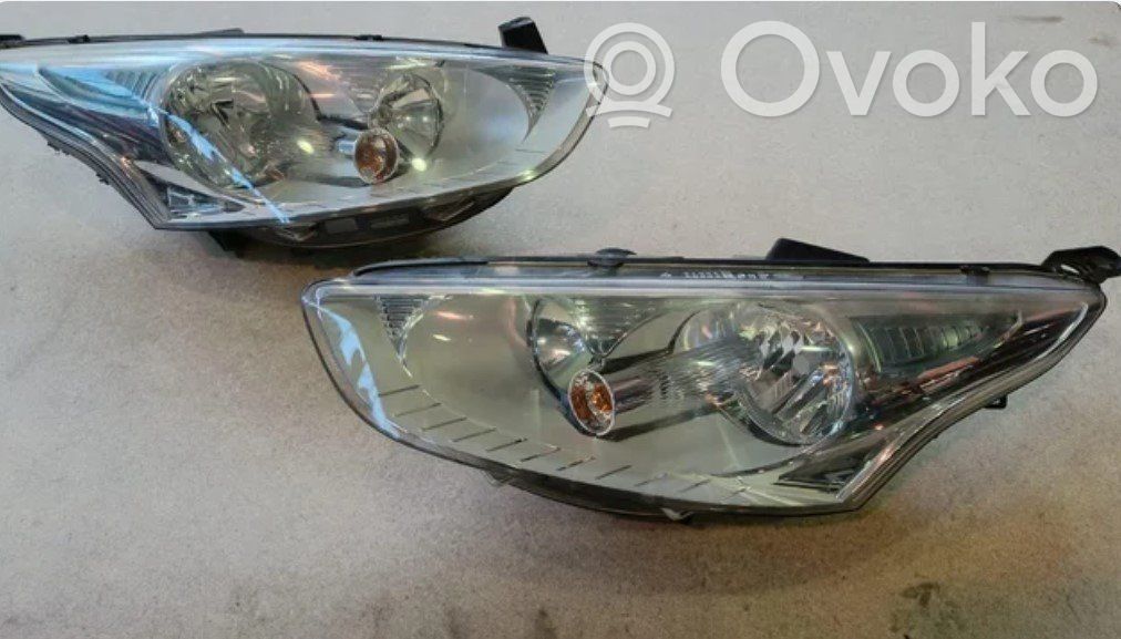 Ford B-MAX Headlight/headlamp 