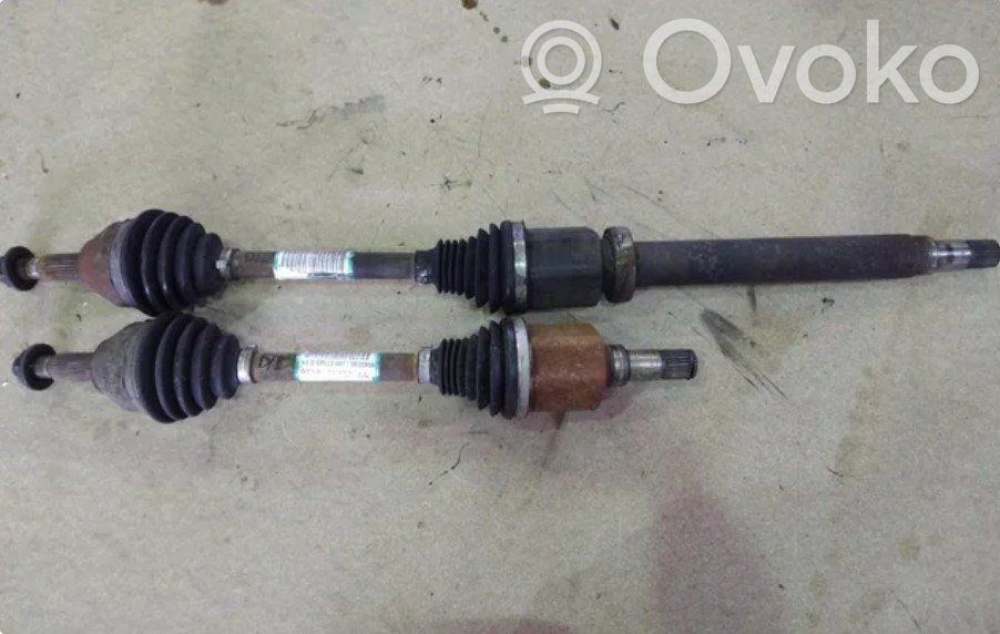 Eje de transmisión delantero   9T163B436AA