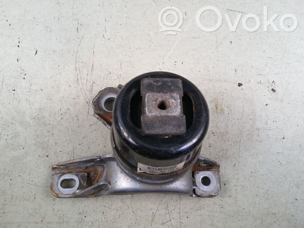 Land Rover Range Rover Evoque L538 Engine mount bracket 