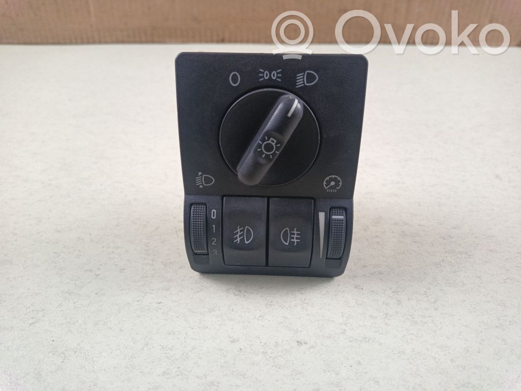 Opel Combo C Light switch 