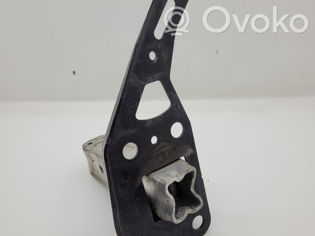 Audi A6 S6 C6 4F Radiator support slam panel bracket 