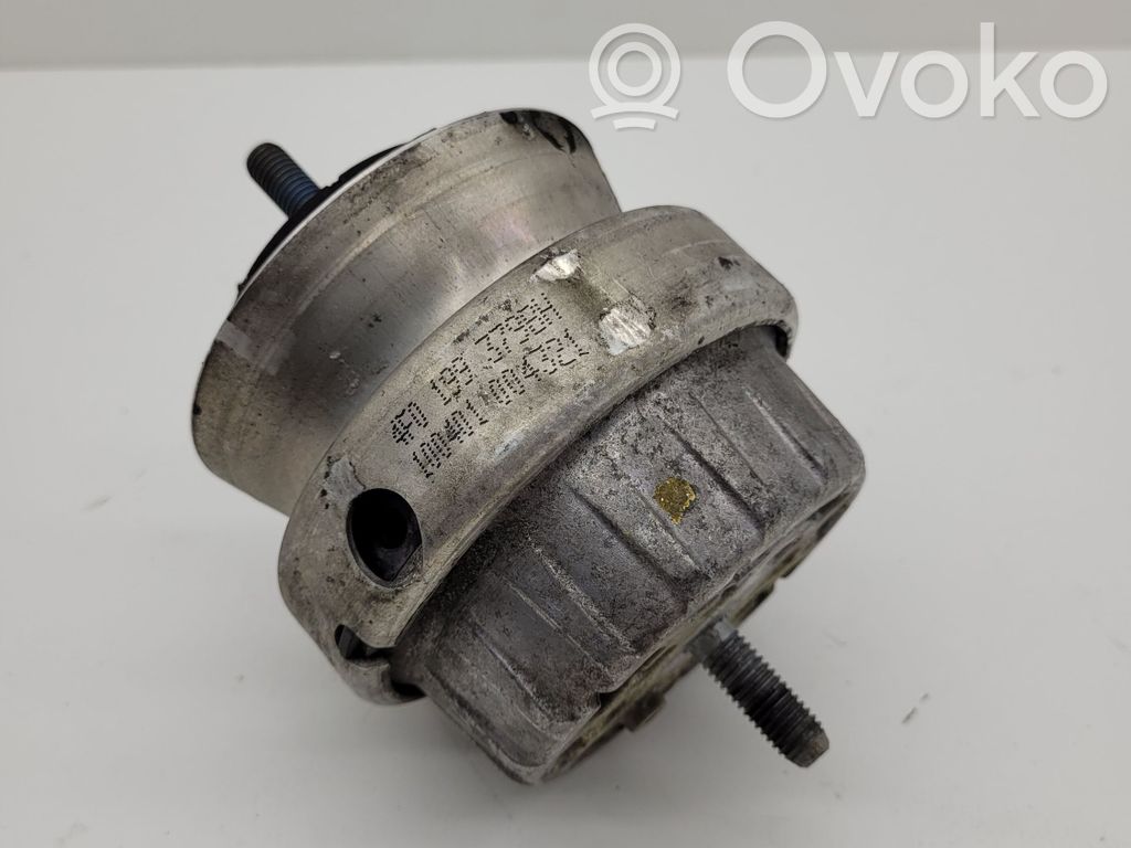 Audi A6 S6 C6 4F Engine mount bracket 