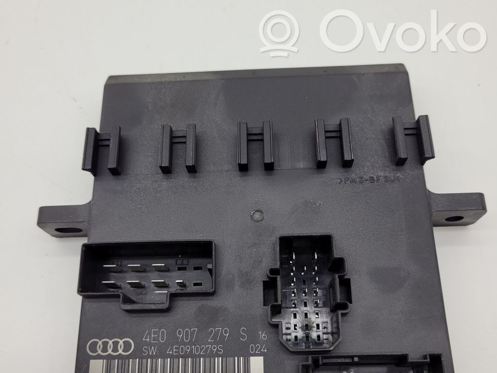 Audi A8 S8 D3 4E Komforto modulis 