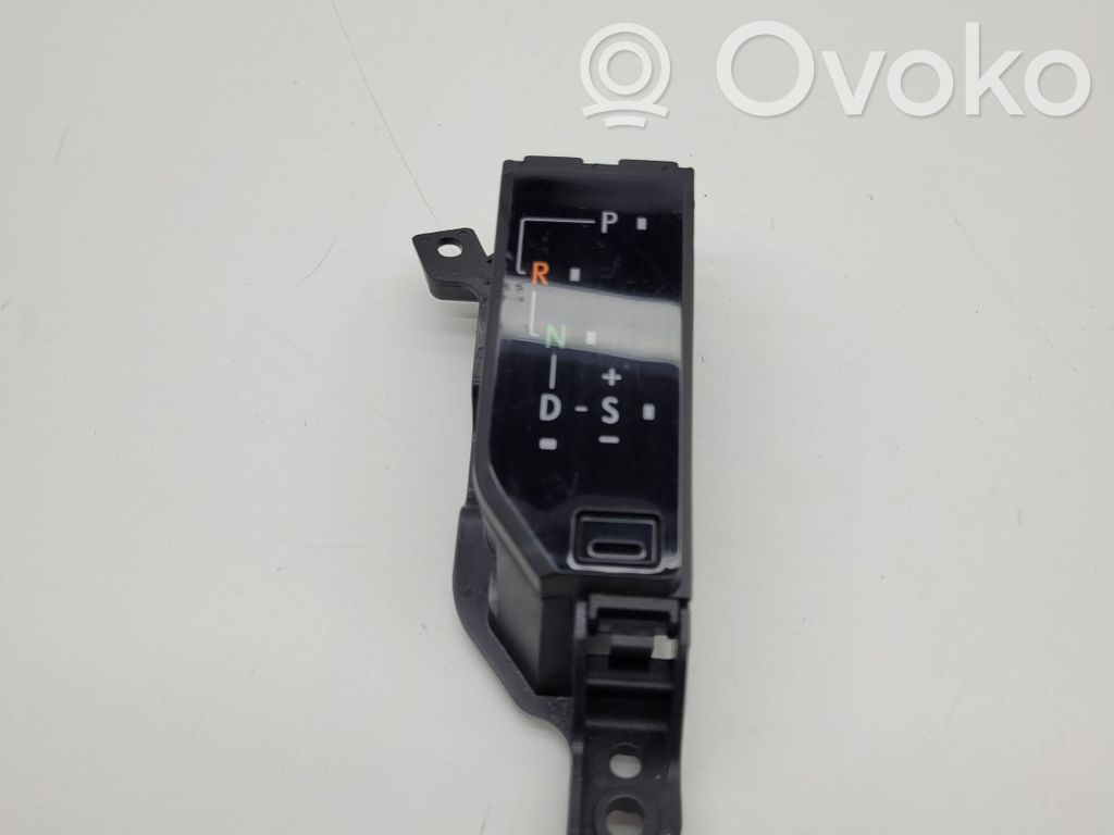 Lexus NX Gear shift selector indicator 