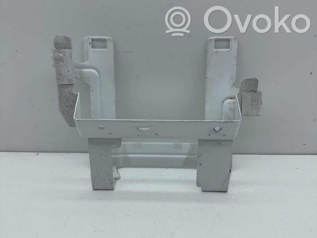 Volvo XC60 Other engine bay part 