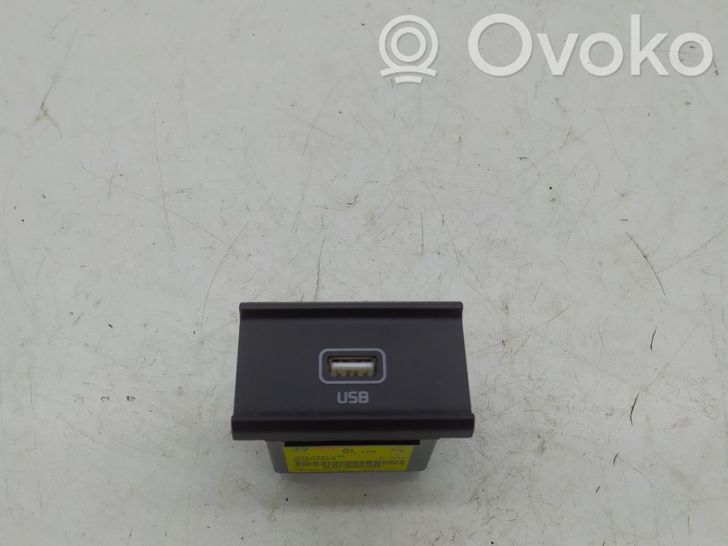 KIA Sportage Enchufe conector USB 