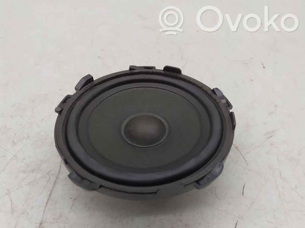 Mercedes-Benz C W205 Panel speaker 