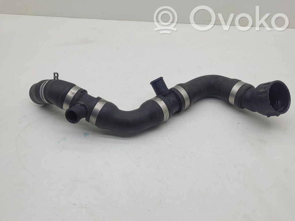 Volvo V40 Engine coolant pipe/hose 