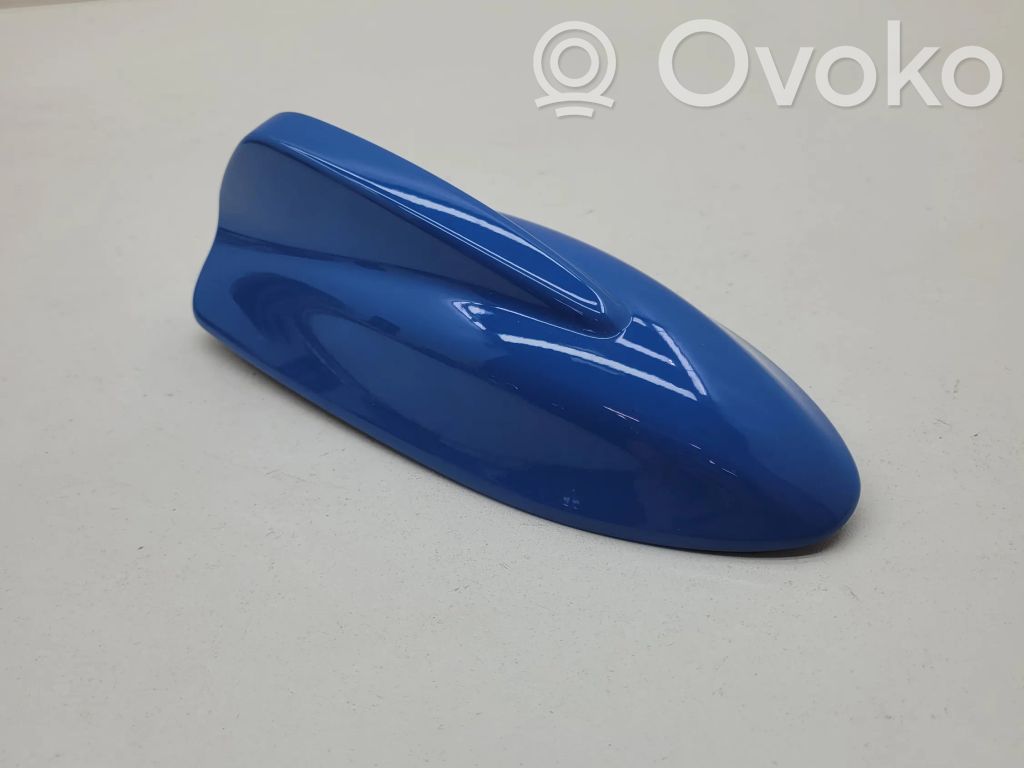 Volvo V40 GPS-pystyantenni 