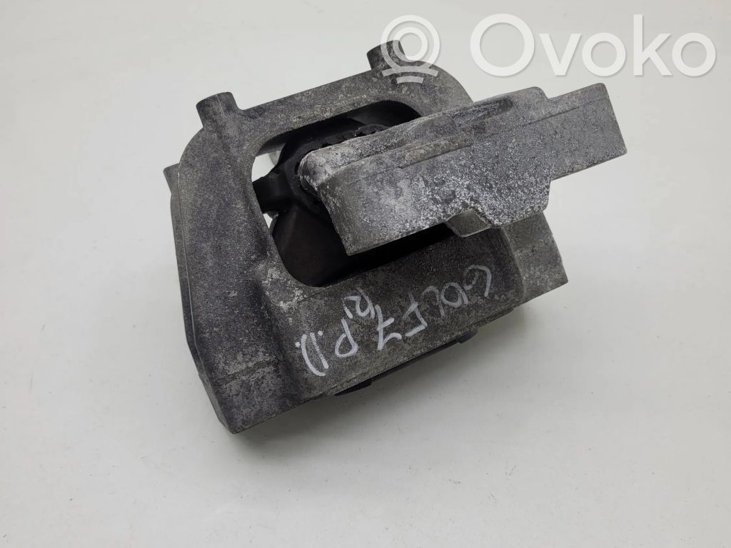 Volkswagen Golf VII Engine mount bracket 