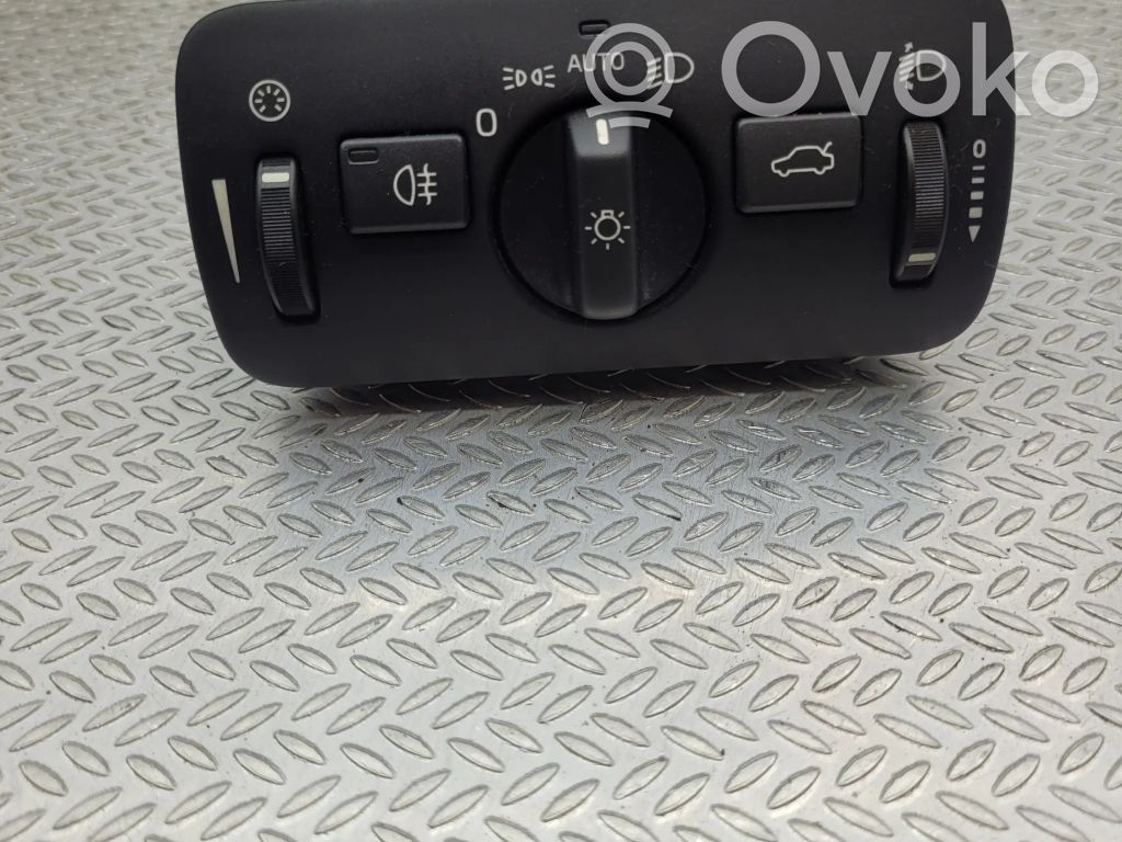 Volvo V40 Cross country Light switch 