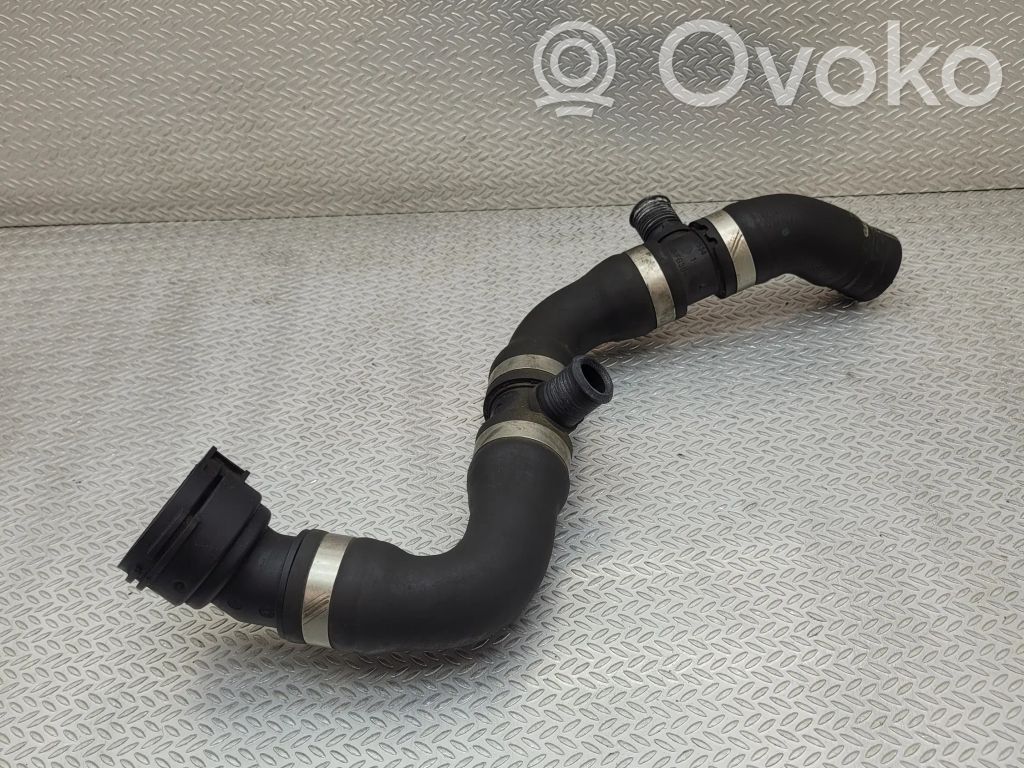 Volvo V40 Cross country Engine coolant pipe/hose 