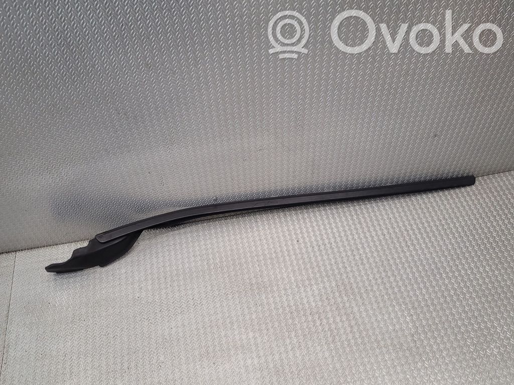 Volvo V40 Cross country Windshield trim 