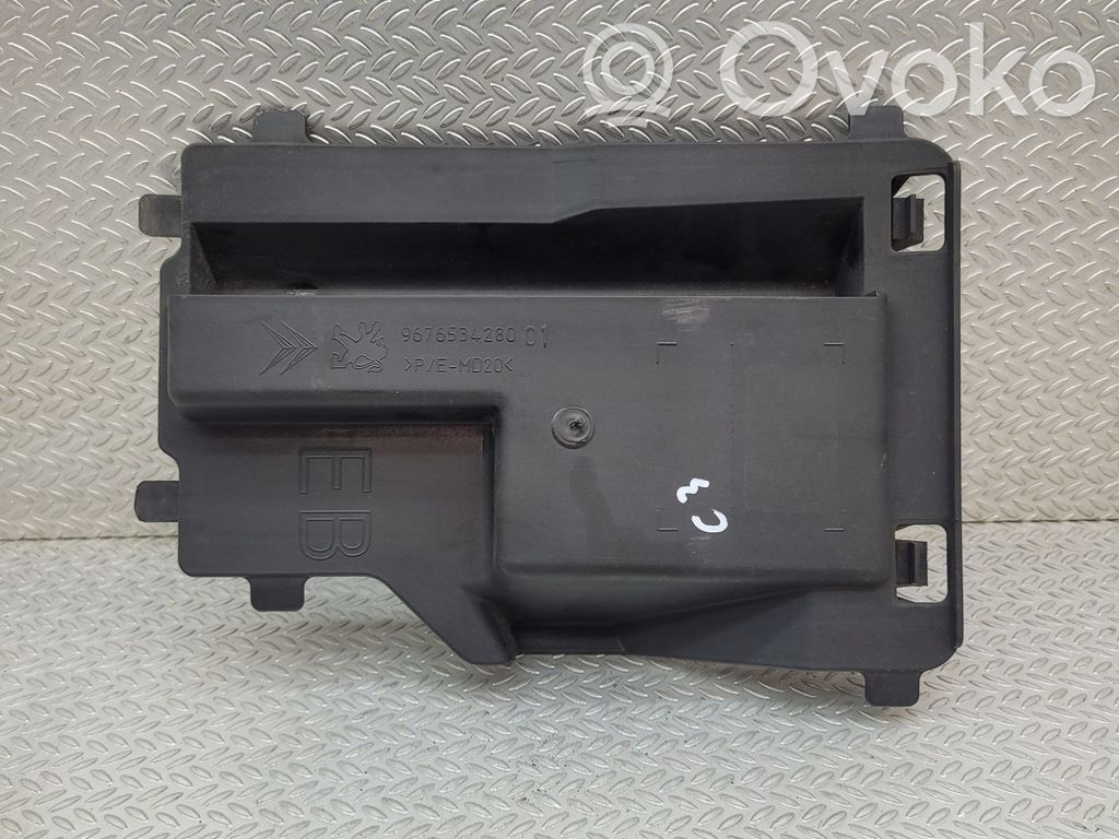 Citroen C3 Other engine bay part 