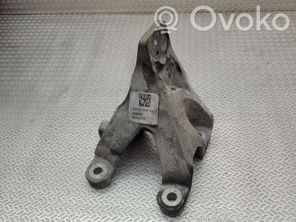 Jaguar XE Engine mounting bracket 