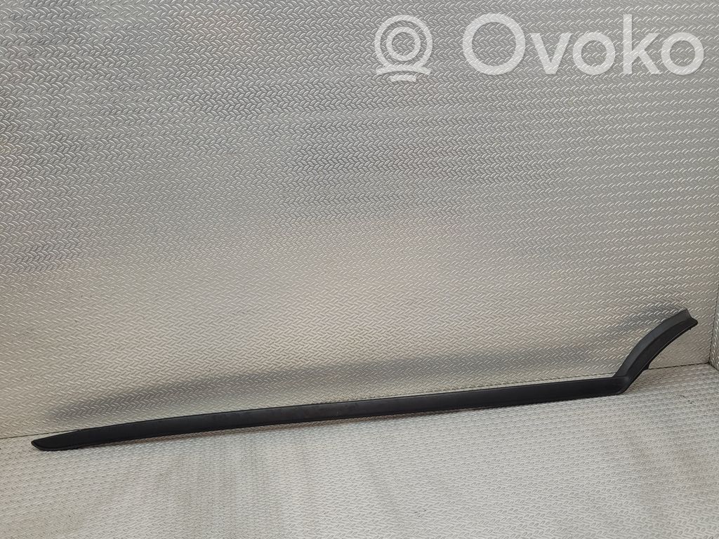Volvo XC40 Windshield trim 