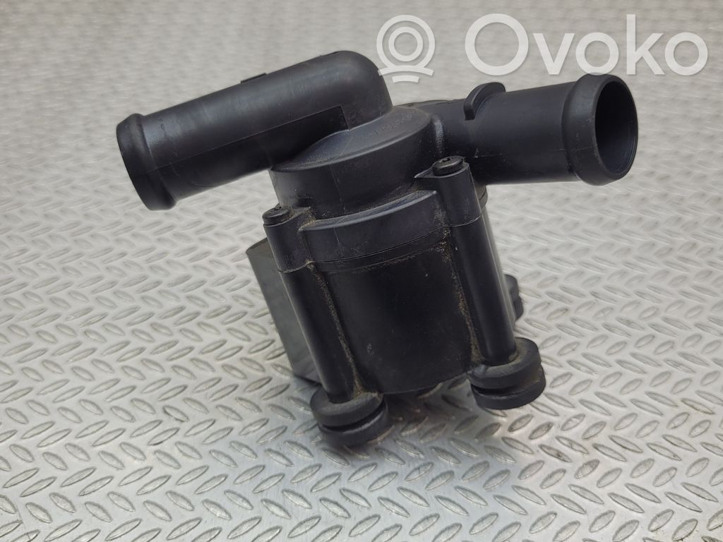 Volvo XC40 Cirkuliacinis el. siurbliukas 
