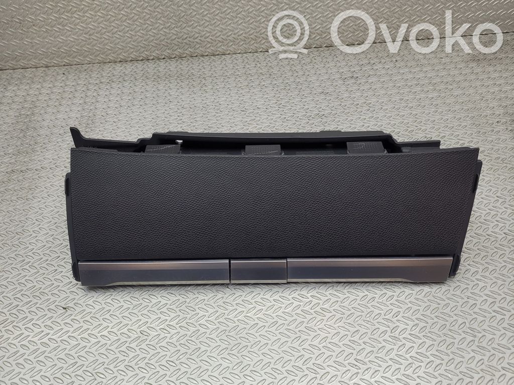 Opel Astra L Guantera del techo 