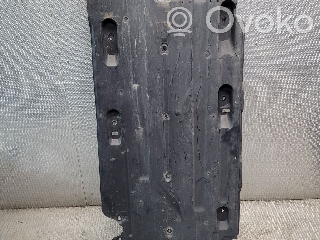 Opel Astra L Osłona boczna podwozia 