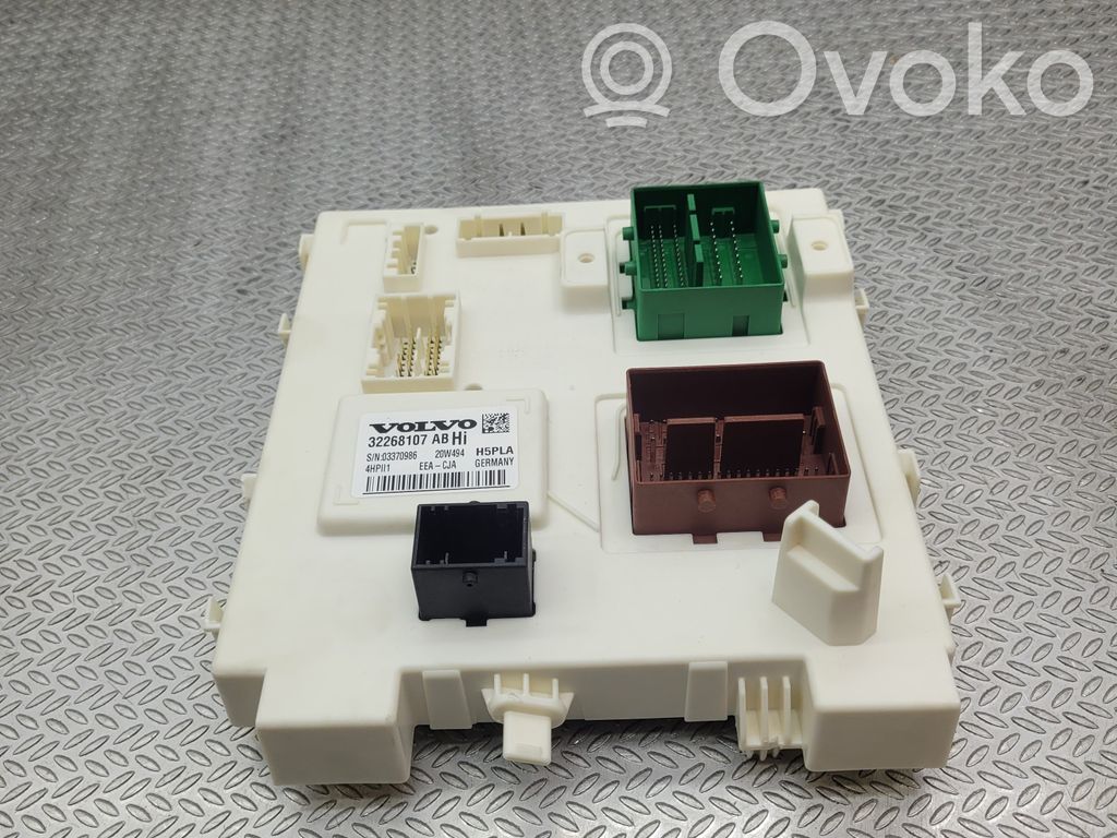 Volvo XC40 Other control units/modules 