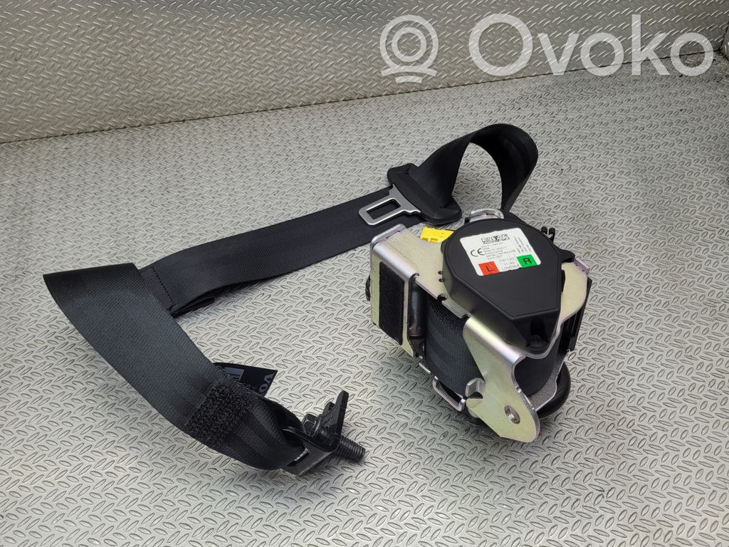 Volvo XC40 Cinturón trasero 