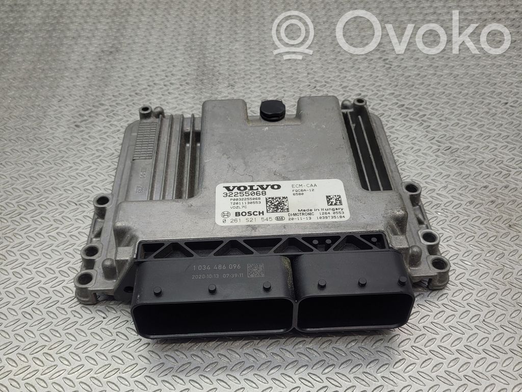 Volvo XC40 Engine control unit/module 