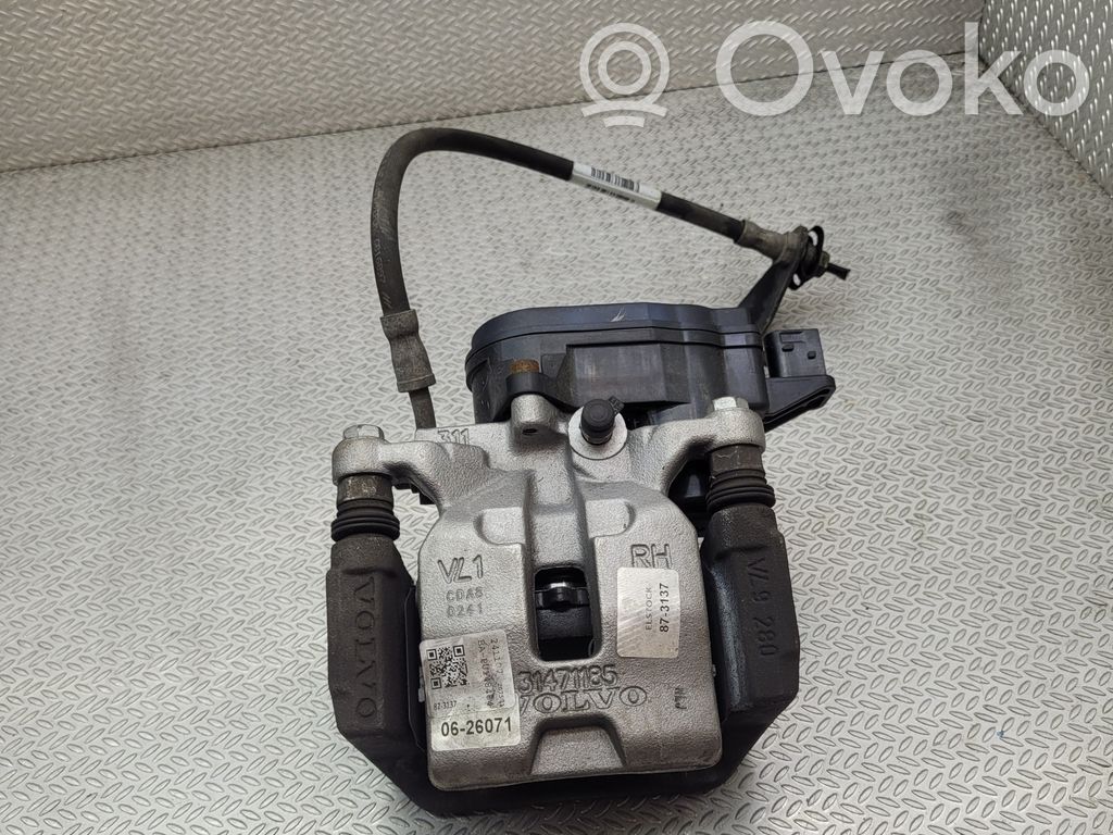 Volvo XC40 Задний суппорт 