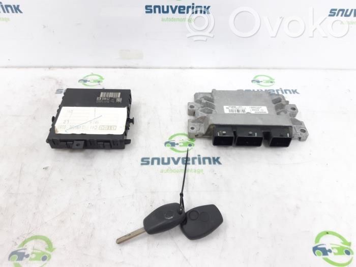 Engine control unit/module   8200774747,8200700695,8200836532