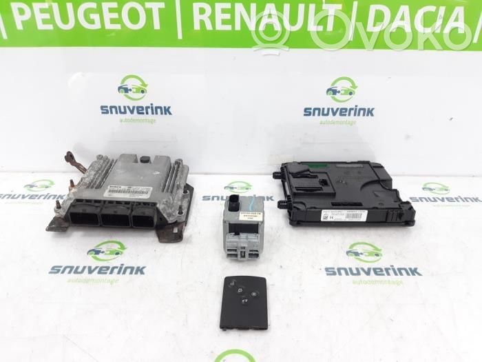 Engine control unit/module   8200726880,284B10046R,487000007R